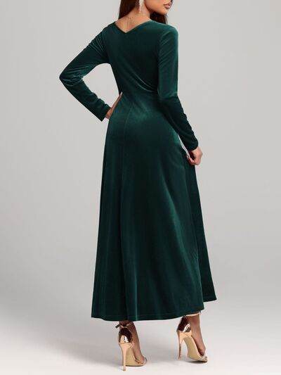 Square Neck Long Sleeve Velvet Dress - Hovatok