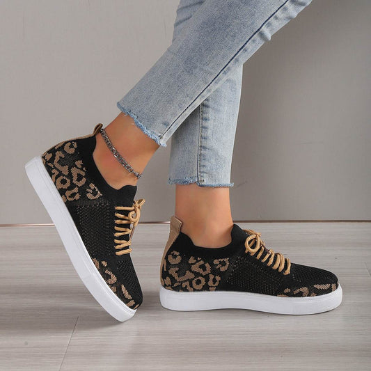 Lace-Up Leopard Flat Sneakers - Hovatok