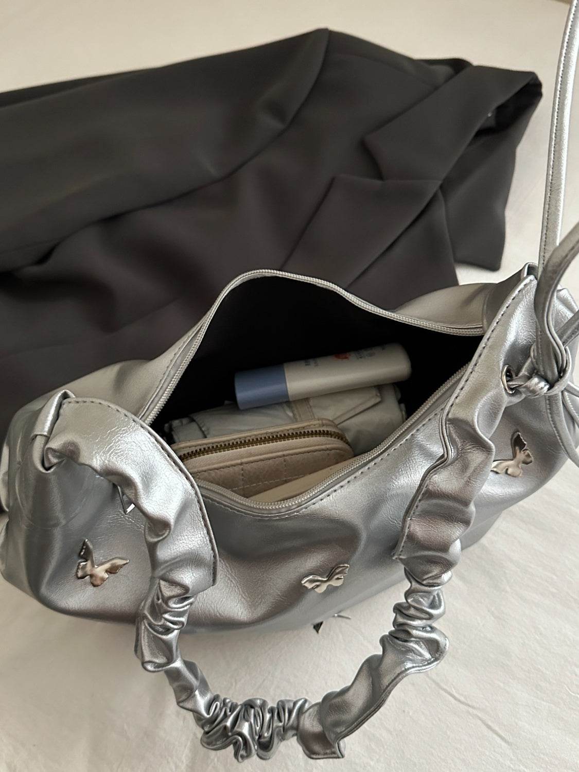 Butterfly Ruched Strap Shoulder Bag - Hovatok