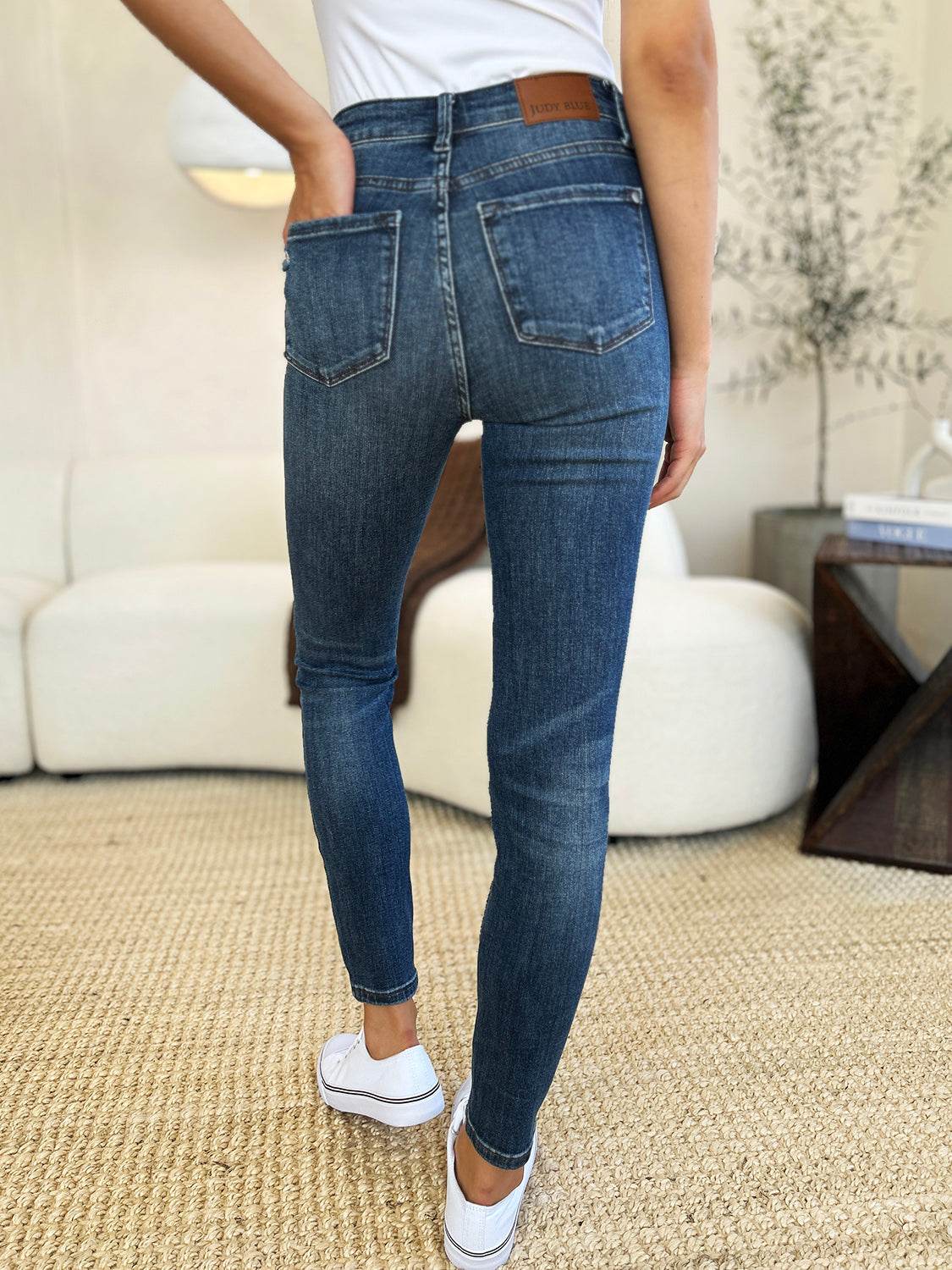 Judy Blue Full Size Mid Waist Distressed Slim Jeans - Hovatok
