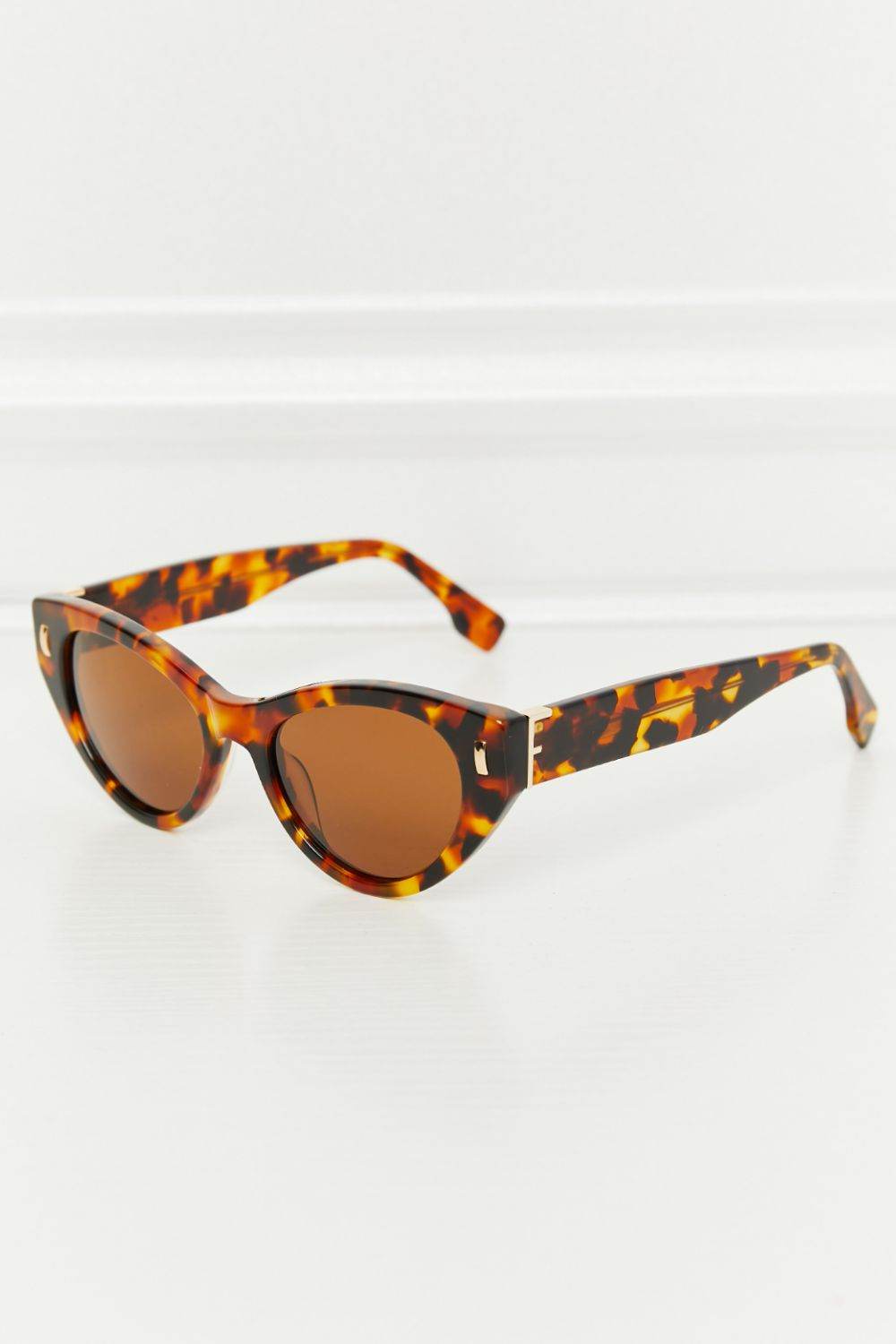 Tortoiseshell Acetate Frame Sunglasses - Hovatok
