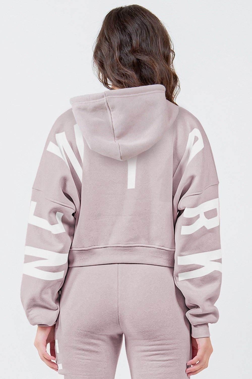 American Bazi Letter Graphic Long Sleeve Drawstring Cropped Hoodie - Hovatok