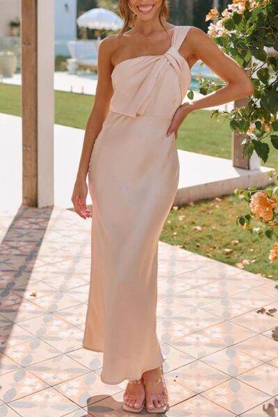 Ruched Single Shoulder Sleeveless Maxi Dress - Hovatok