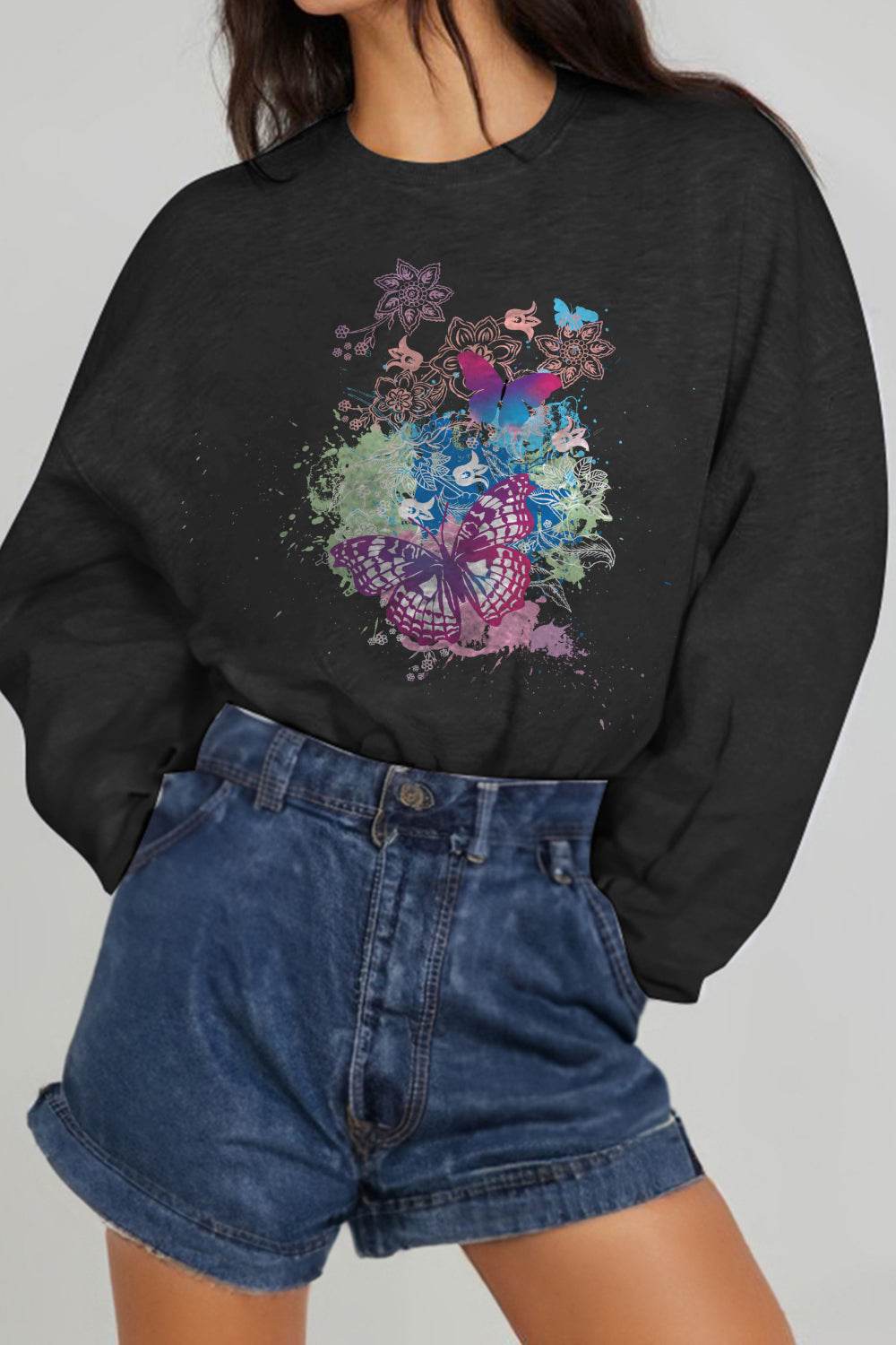 Simply Love Simply Love Full Size Butterfly Graphic Sweatshirt - Hovatok