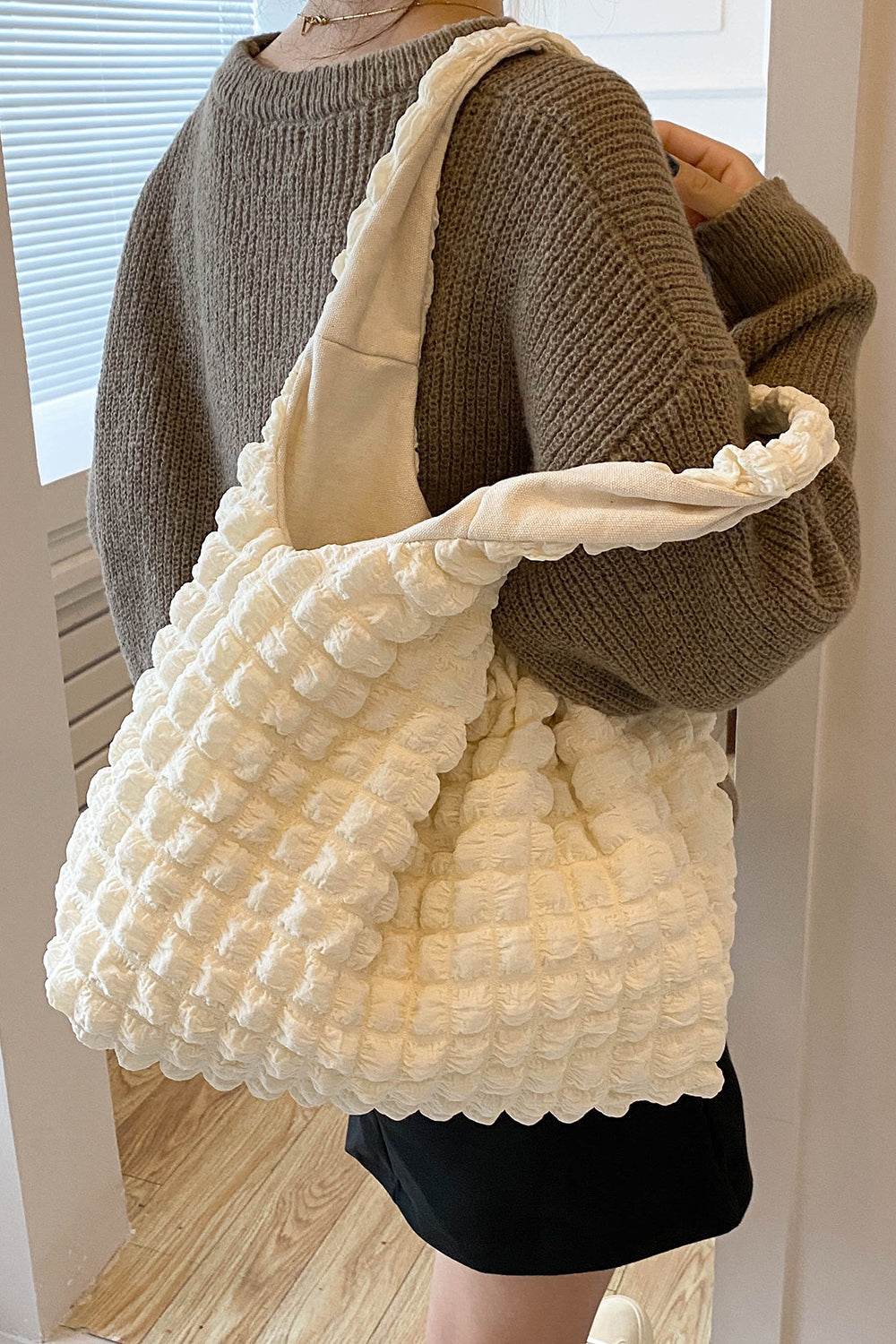 Ruched Polyester Large Handbag - Hovatok