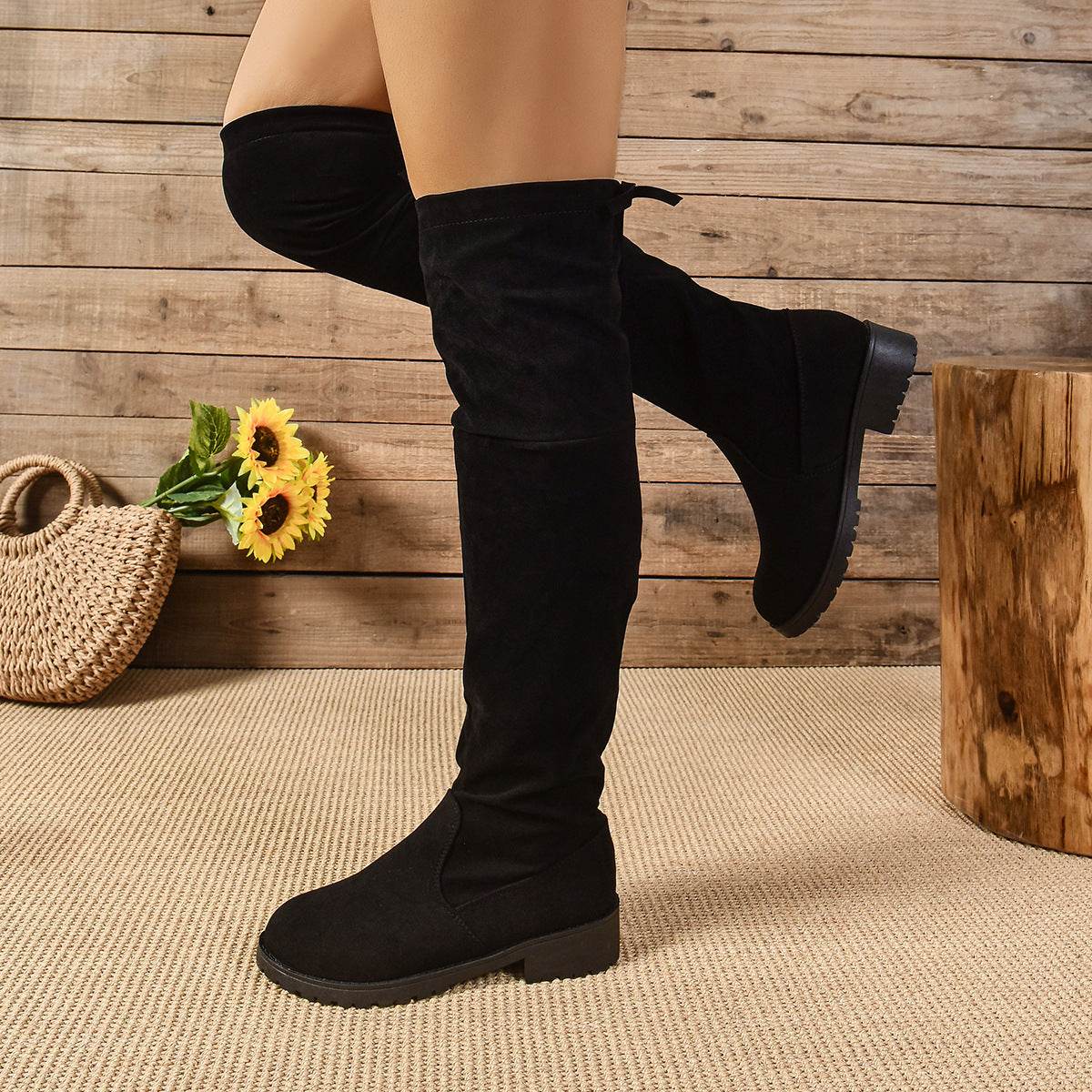 Round Toe Suede Low Heel Boots - Hovatok