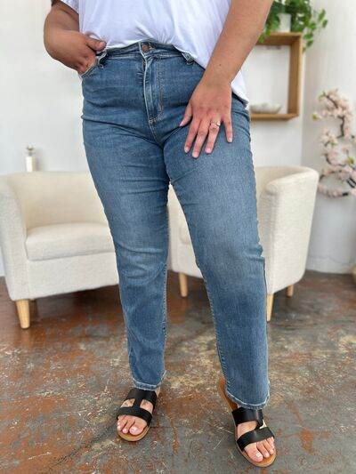 Judy Blue Full Size High Waist Straight Jeans - Hovatok