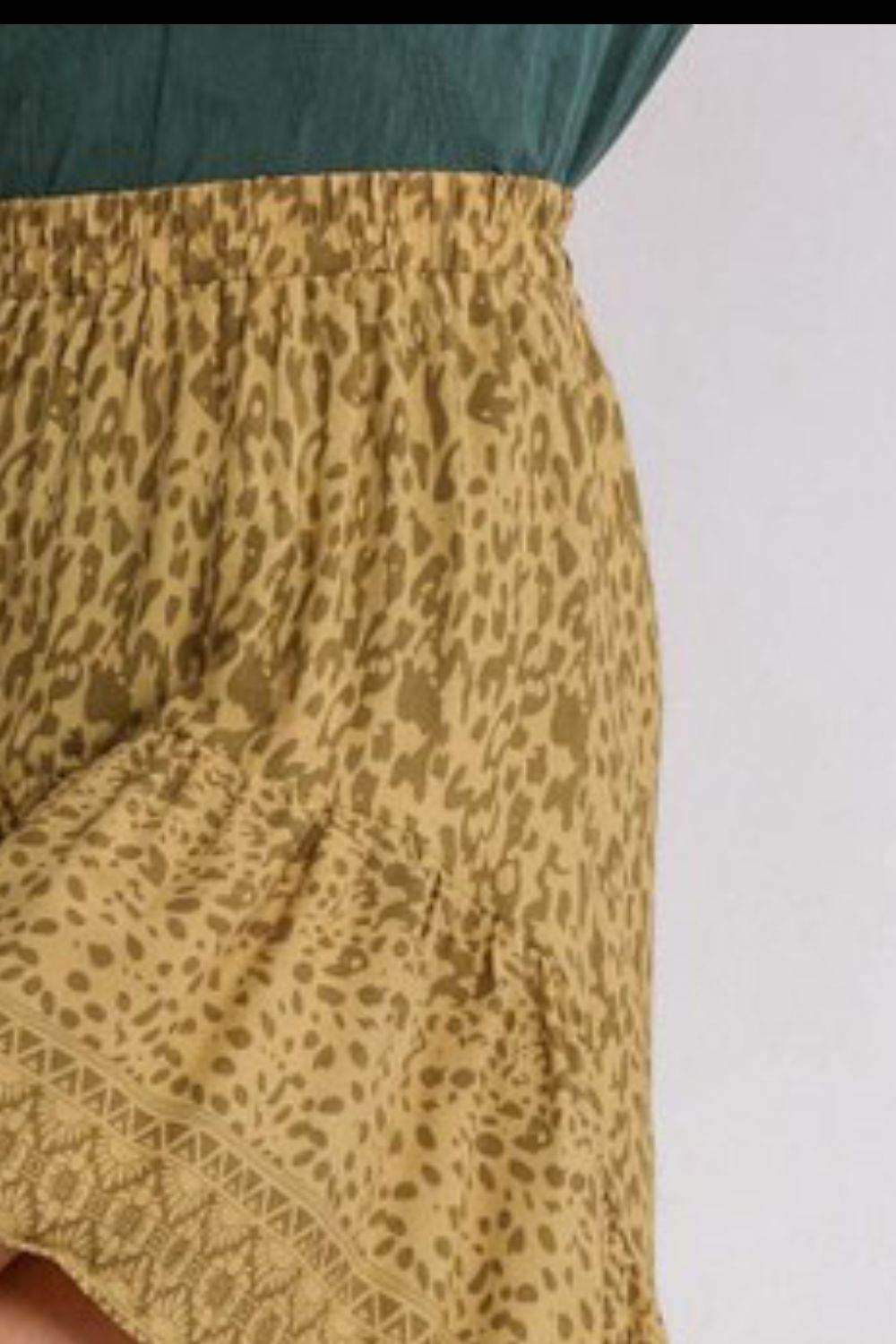 Umgee Full Size Animal Border Print High Low Skirt Plus Size - Hovatok