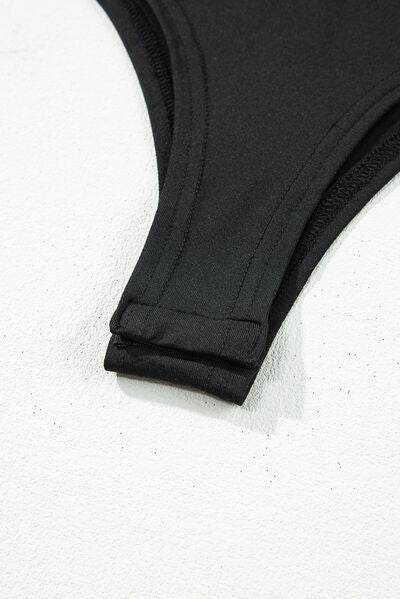 Eyelet Lace Long Sleeve Bodysuit - Hovatok