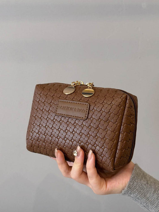 PU Leather Woven Clutch - Hovatok