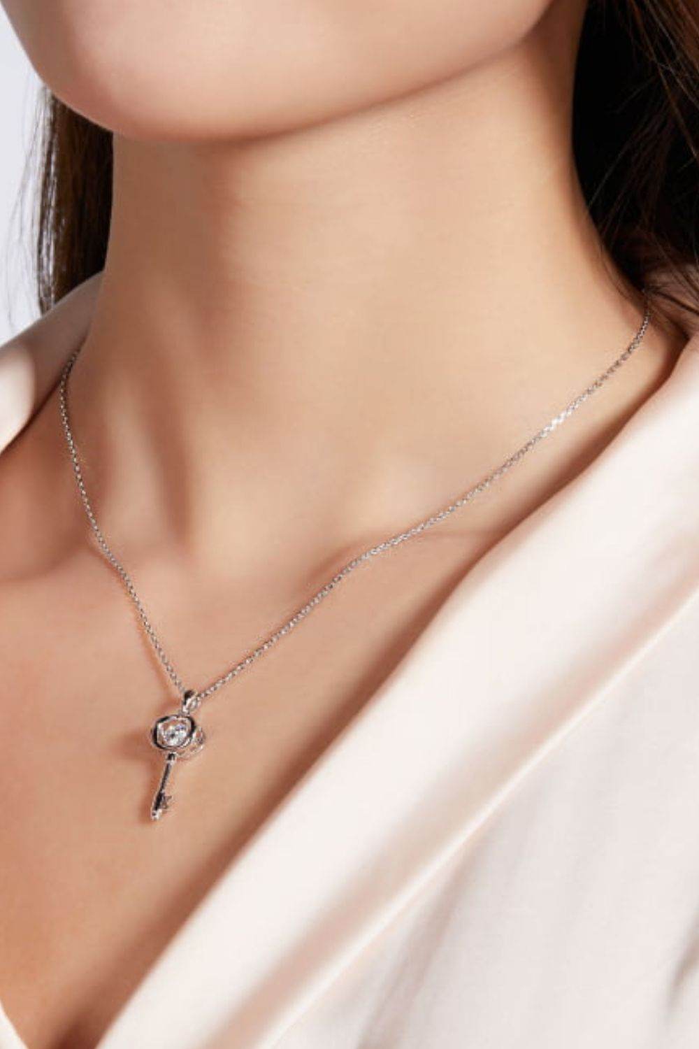 Adored Moissanite Key Pendant Necklace - Hovatok