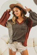 BiBi Color Block Exposed Seam V Neck T-Shirt - Hovatok