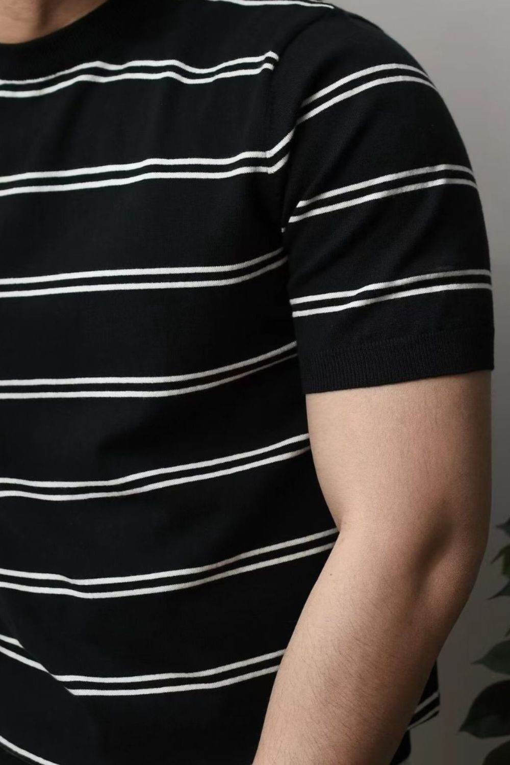 Men's Plus Size Round Neck Striped T-Shirt - Hovatok