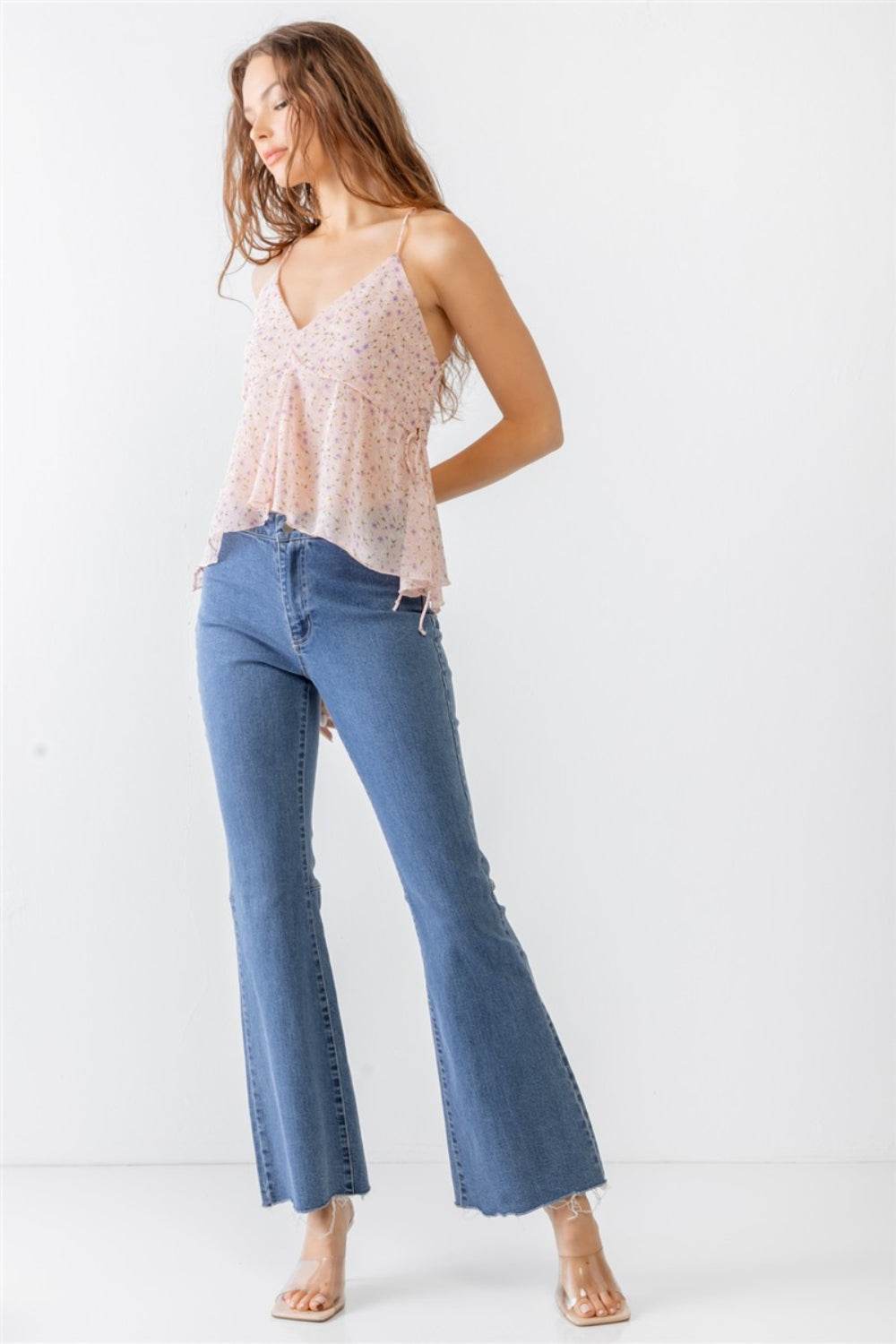 Miss Love / Kevin Co. Floral Print V-Neck Criss-Cross Back Flare Cami - Hovatok