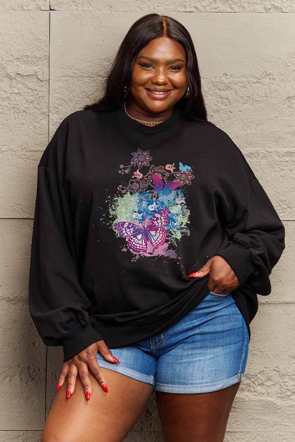 Simply Love Simply Love Full Size Butterfly Graphic Sweatshirt - Hovatok