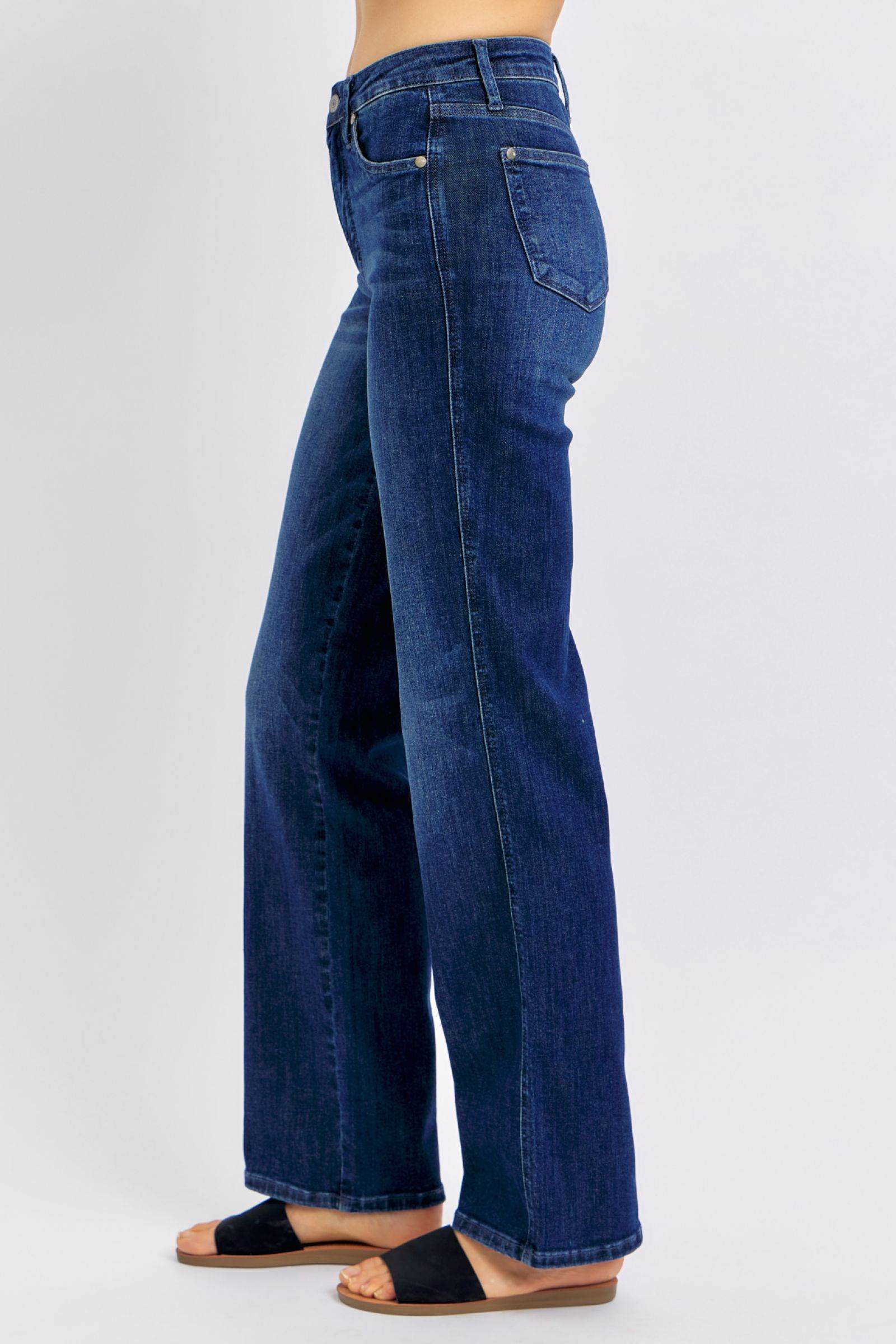 Judy Blue Full Size Tummy Control Straight Jeans Plus Size - Hovatok