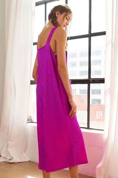 ADORA Textured Wide-Leg Jumpsuit - Hovatok