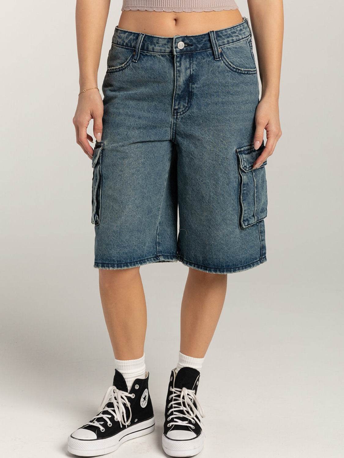 Mid-Rise Waist Denim Shorts with Pockets - Hovatok