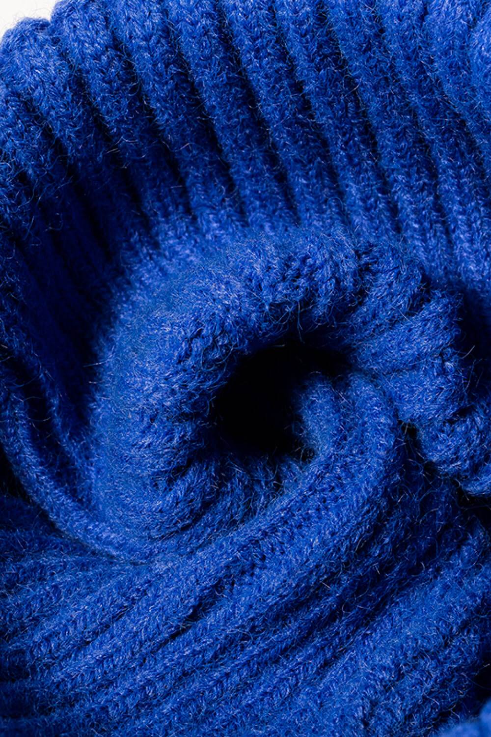 Rib-Knit Cuff Beanie - Hovatok