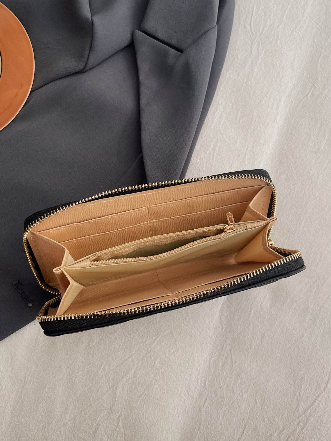 PU Leather Solid Color Wallet - Hovatok