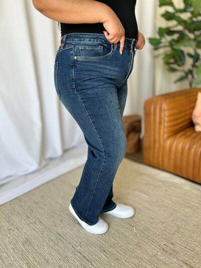 RFM Full Size High Rise Straight Tummy Control Jeans - Hovatok
