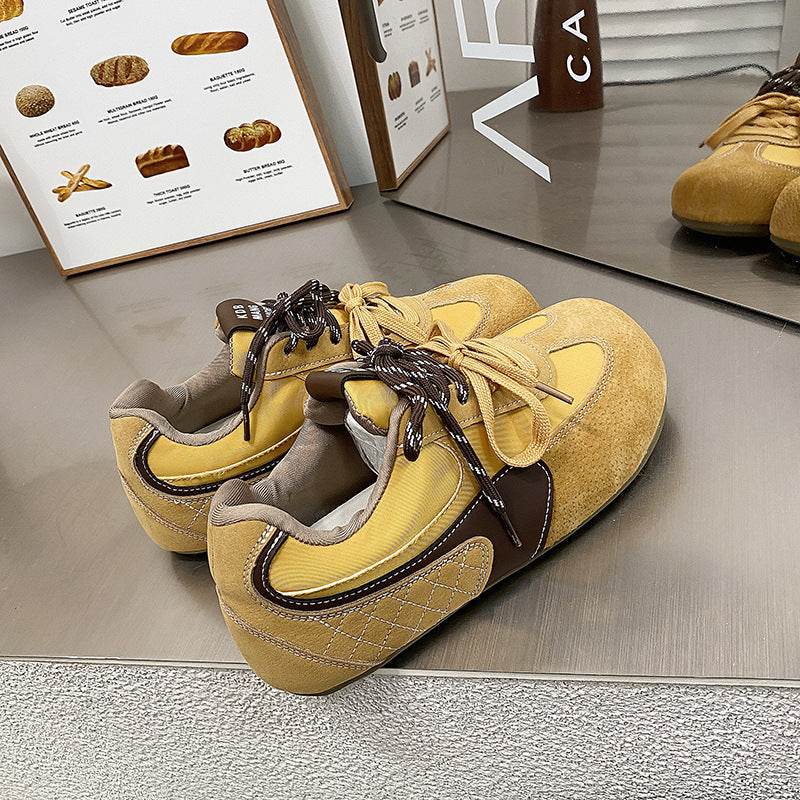 Lace Up Round Toe Flat Sneakers - Hovatok
