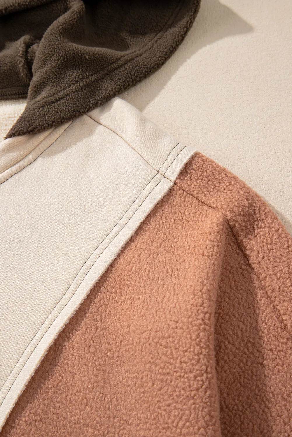 Plus Size Color Block Long Sleeve Hoodie - Hovatok