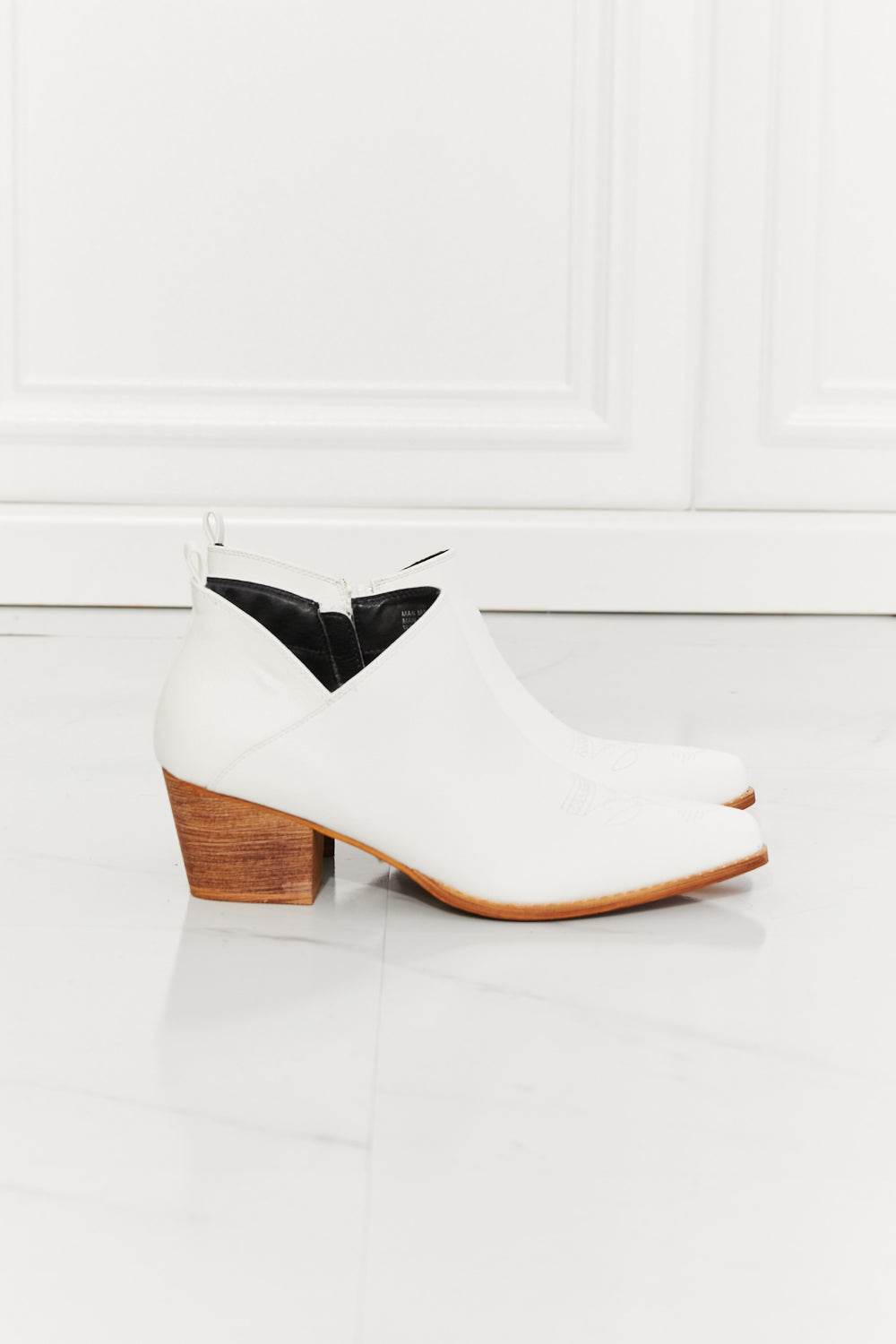 MMShoes Trust Yourself Embroidered Crossover Cowboy Bootie in White - Hovatok