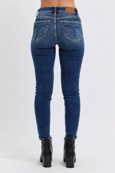 Judy Blue Full Size Run Mid-Rise Waist Skinny Jeans with Thermal Lining - Hovatok