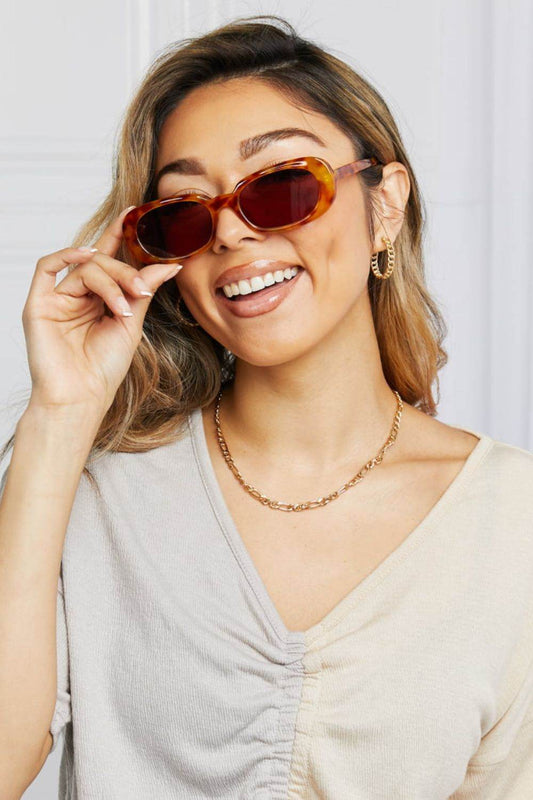Oval Full Rim Sunglasses - Hovatok