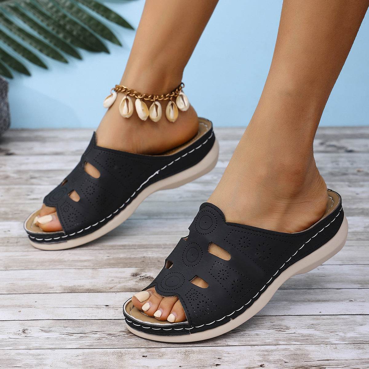 Open-Toe Cutout Sandals - Hovatok