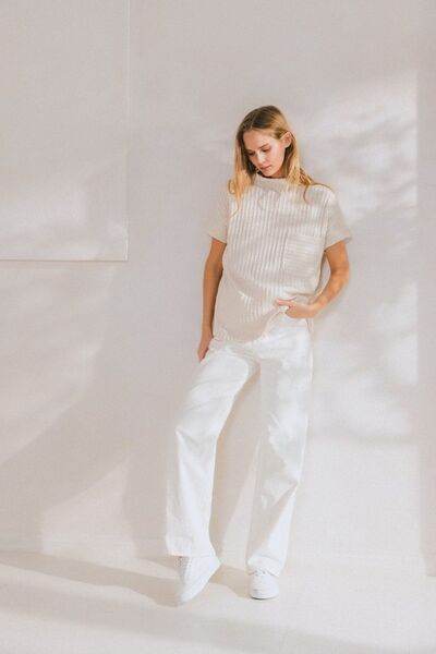 Ces Femme Texture Mock Neck Short Sleeve Knit Top - Hovatok