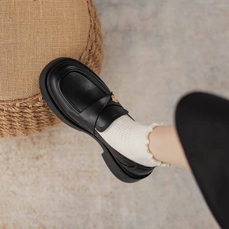 Round Toe Platform Loafers - Hovatok