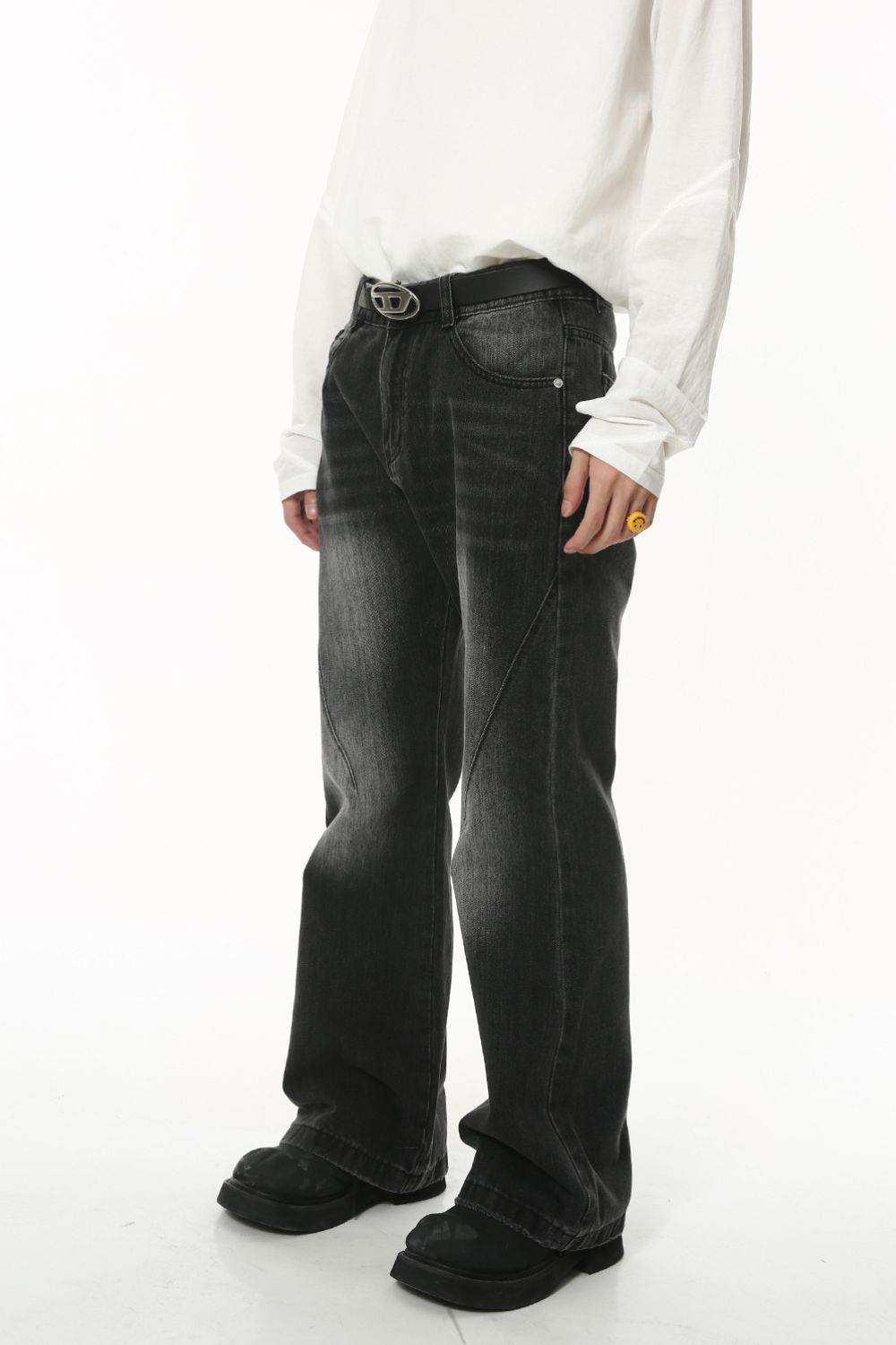 Washed Jeans with Pockets - Hovatok