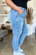Judy Blue Full Size Distressed Straight Jeans with Patch Pockets - Hovatok