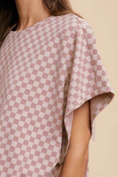Annie Wear Checkered Round Neck Short Sleeve T-Shirt - Hovatok