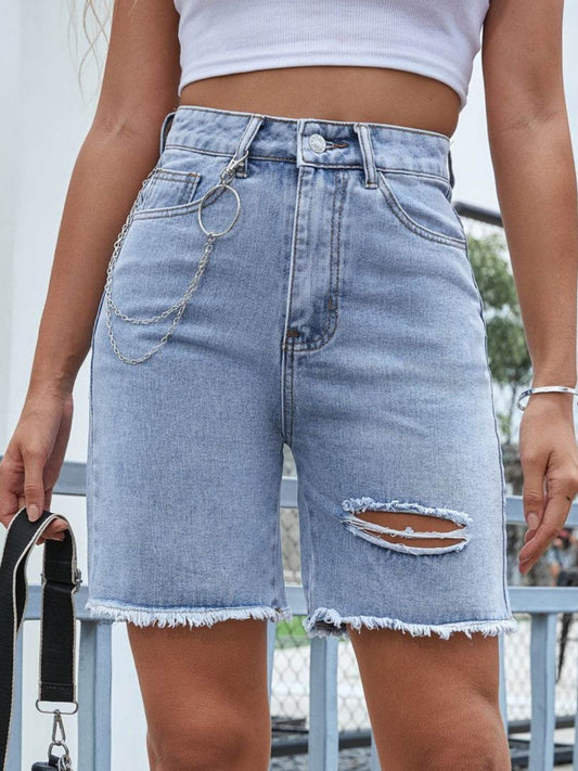 Distressed Raw Hem Denim Shorts - Hovatok
