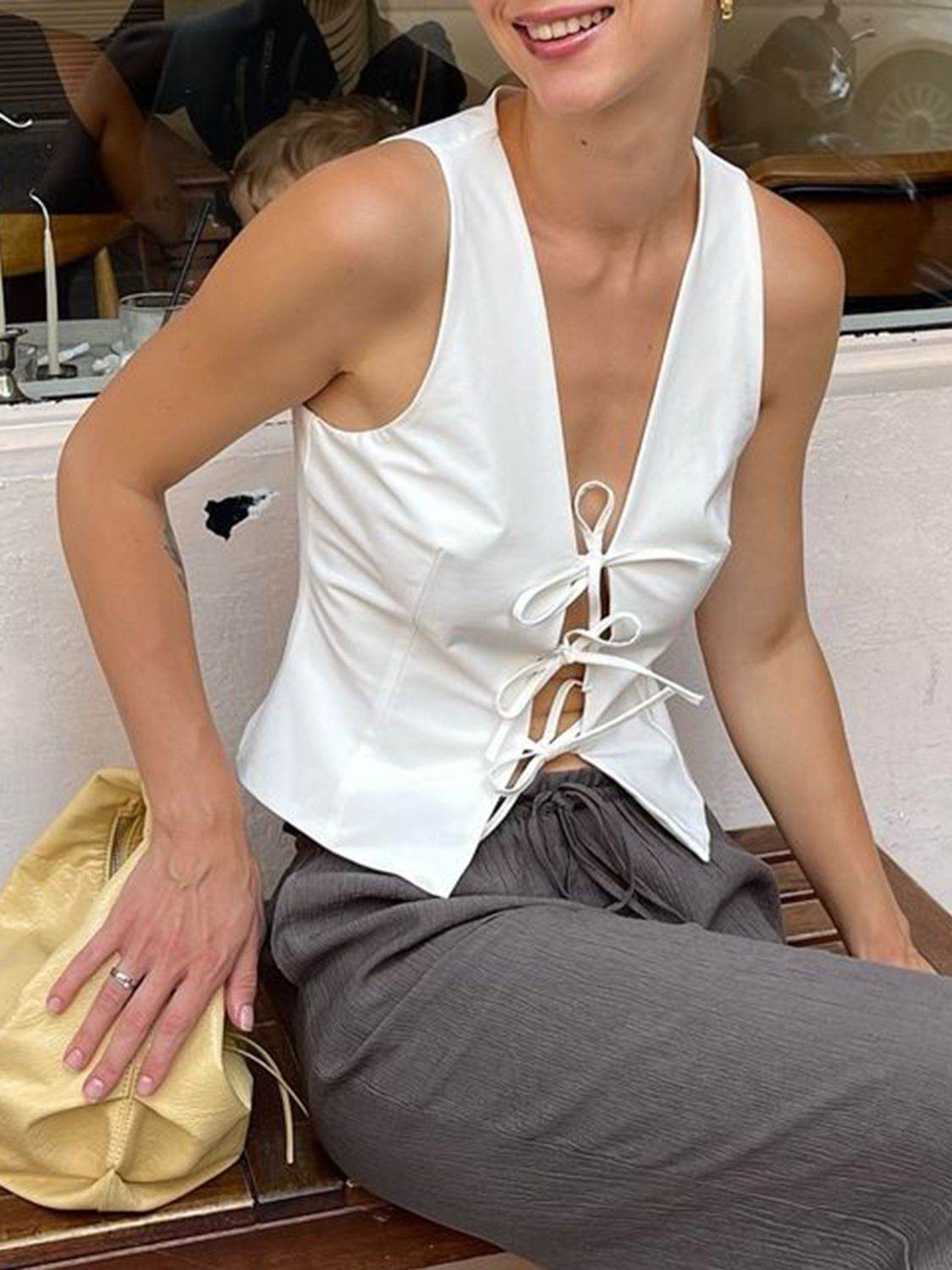 Devine Tied V-Neck Vest - Hovatok