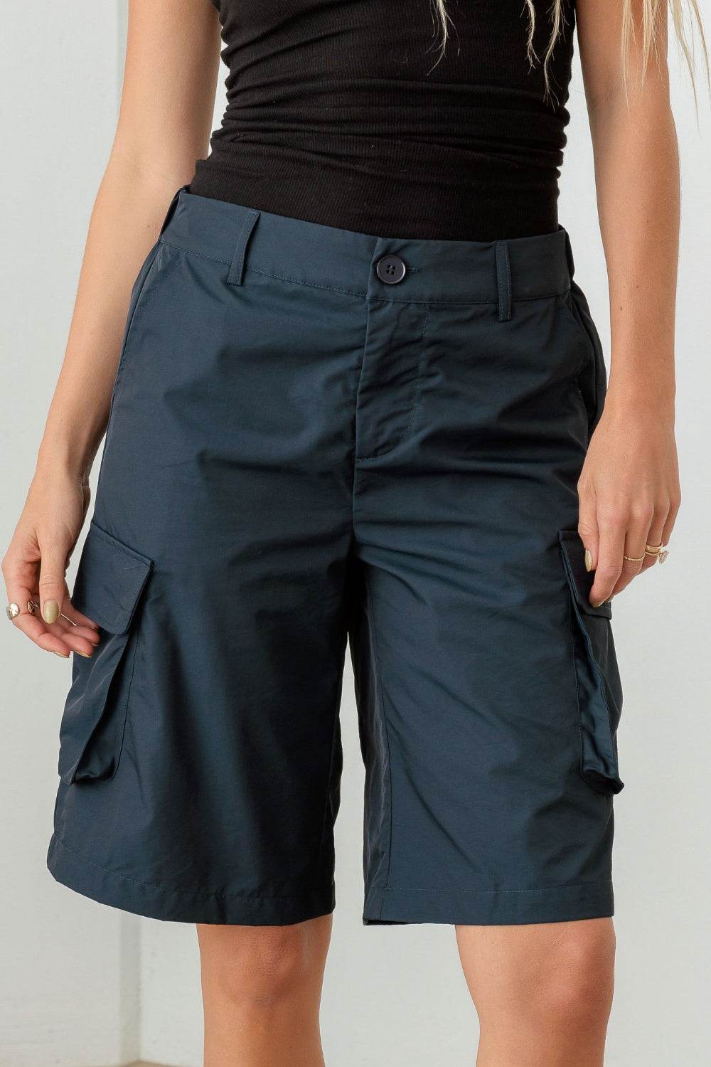 Le Lis Navy Cargo Bermuda Shorts - Hovatok