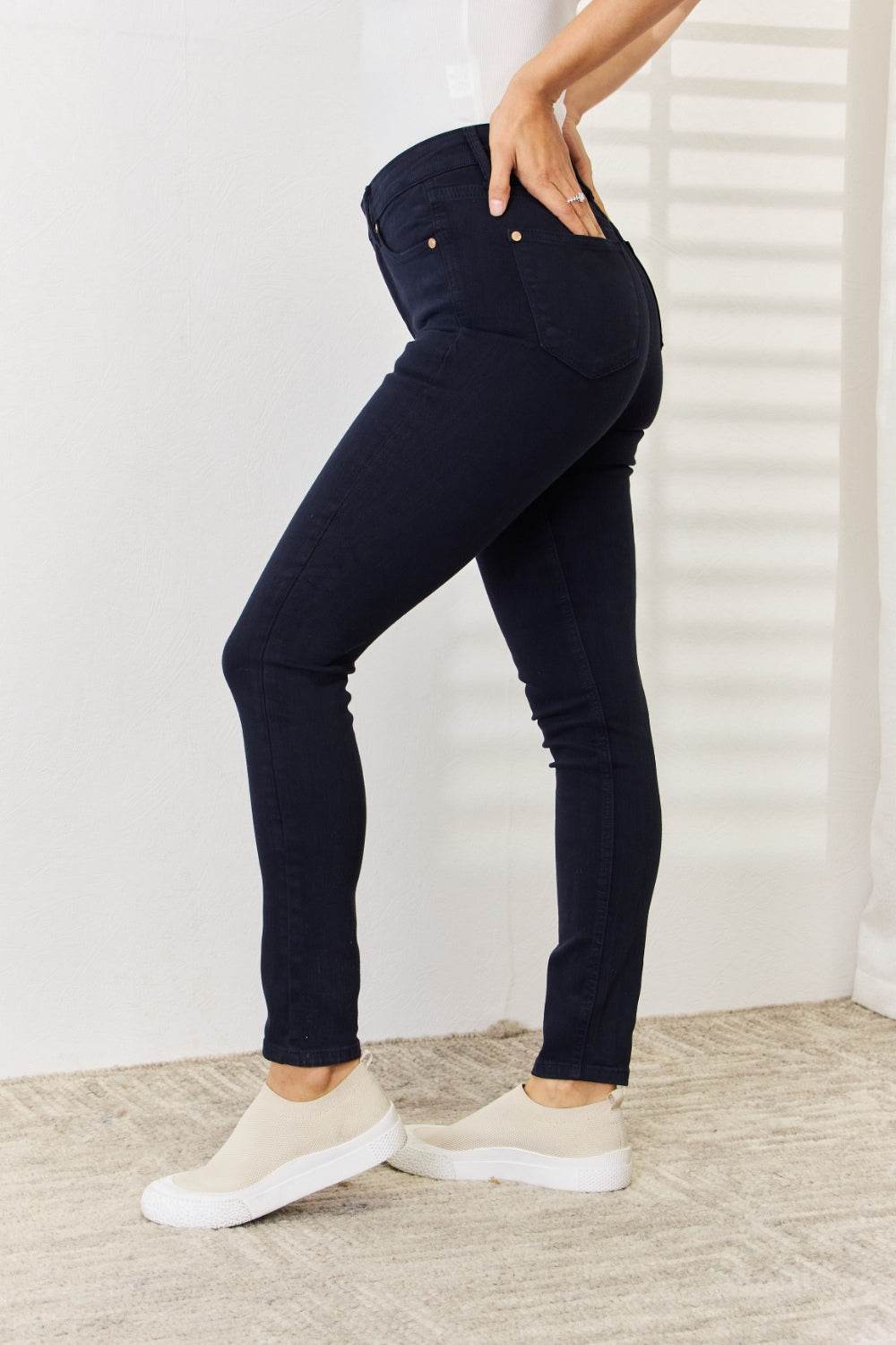 Judy Blue Full Size Garment Dyed Tummy Control Skinny Jeans - Hovatok