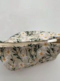 Daisy Embroidered Cosmetic Pouch - Hovatok