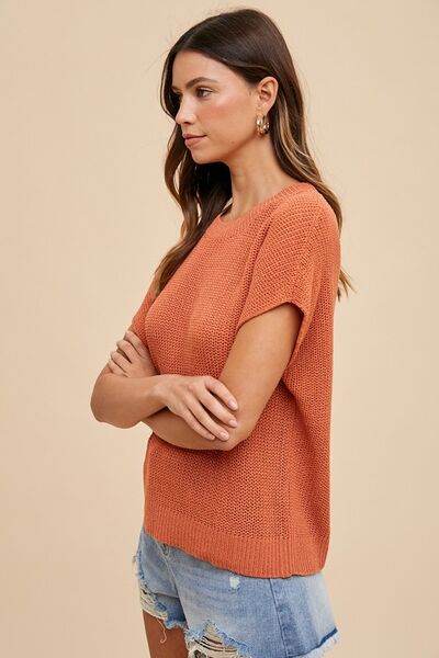 Annie Wear Round Neck Short Sleeve Sweater - Hovatok