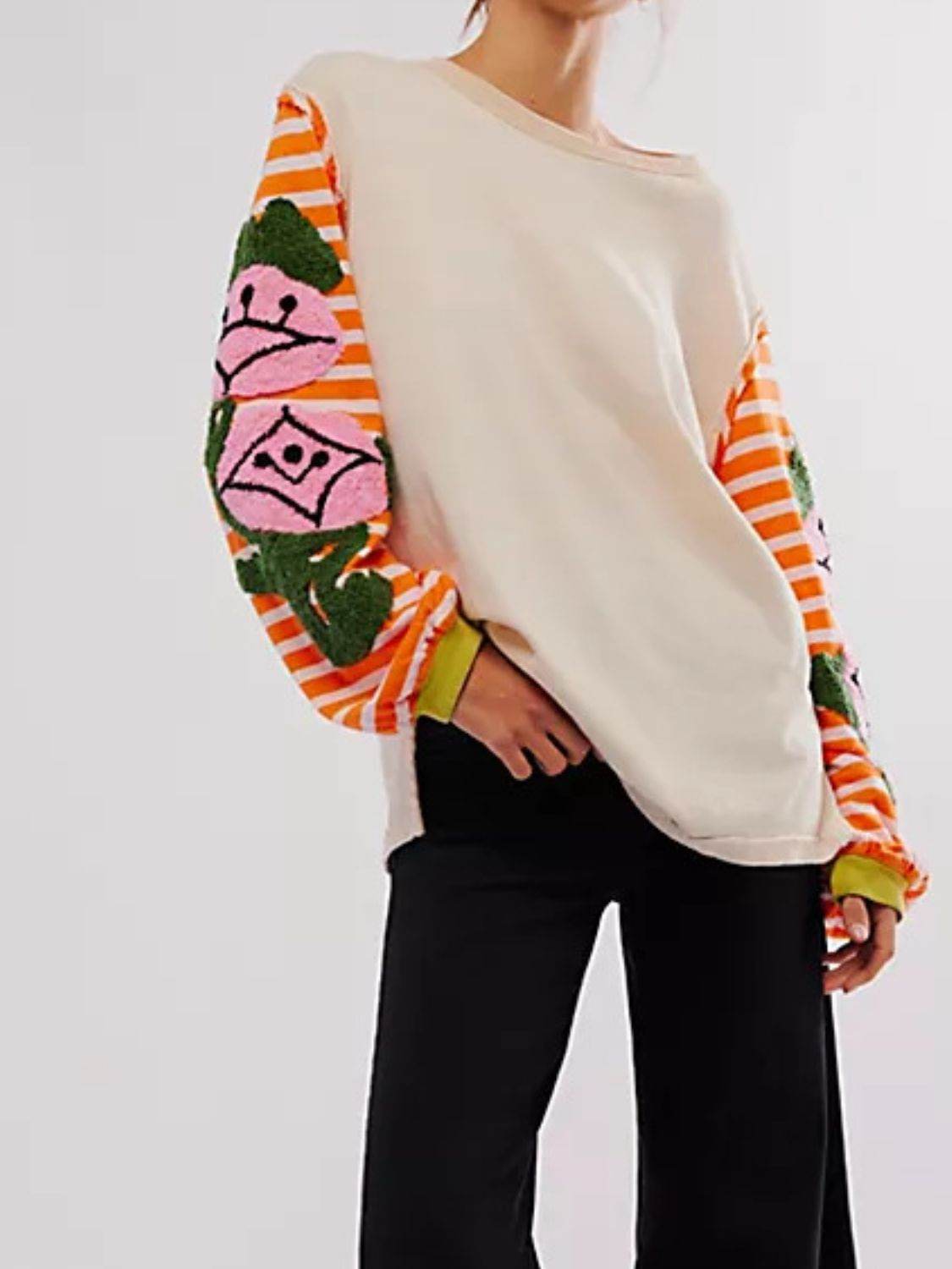 Striped Round Neck Long Sleeve Sweatshirt - Hovatok