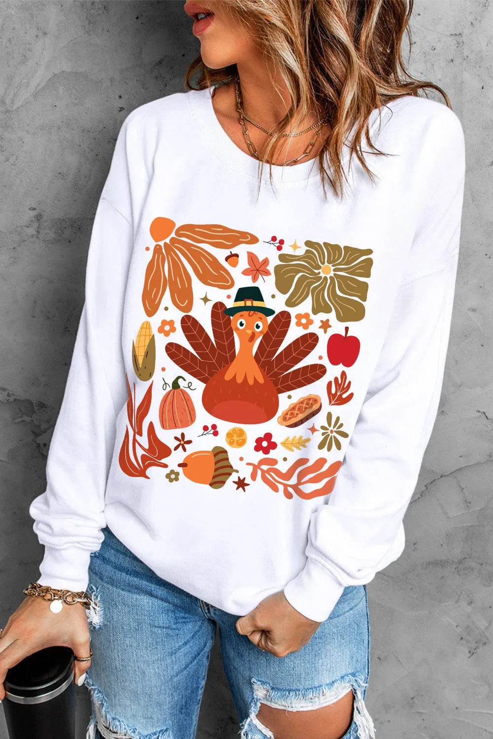 Graphic Round Neck Long Sleeve Sweatshirt - Hovatok