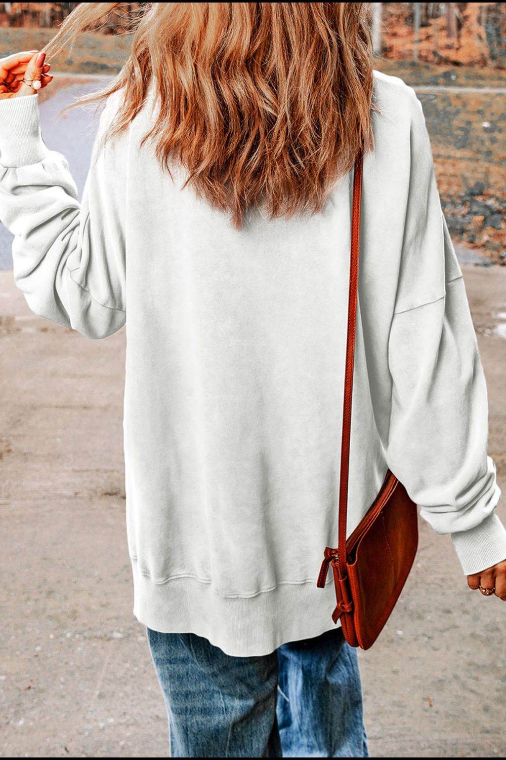 I'M BACK Slit Round Neck Long Sleeve Sweatshirt - Hovatok