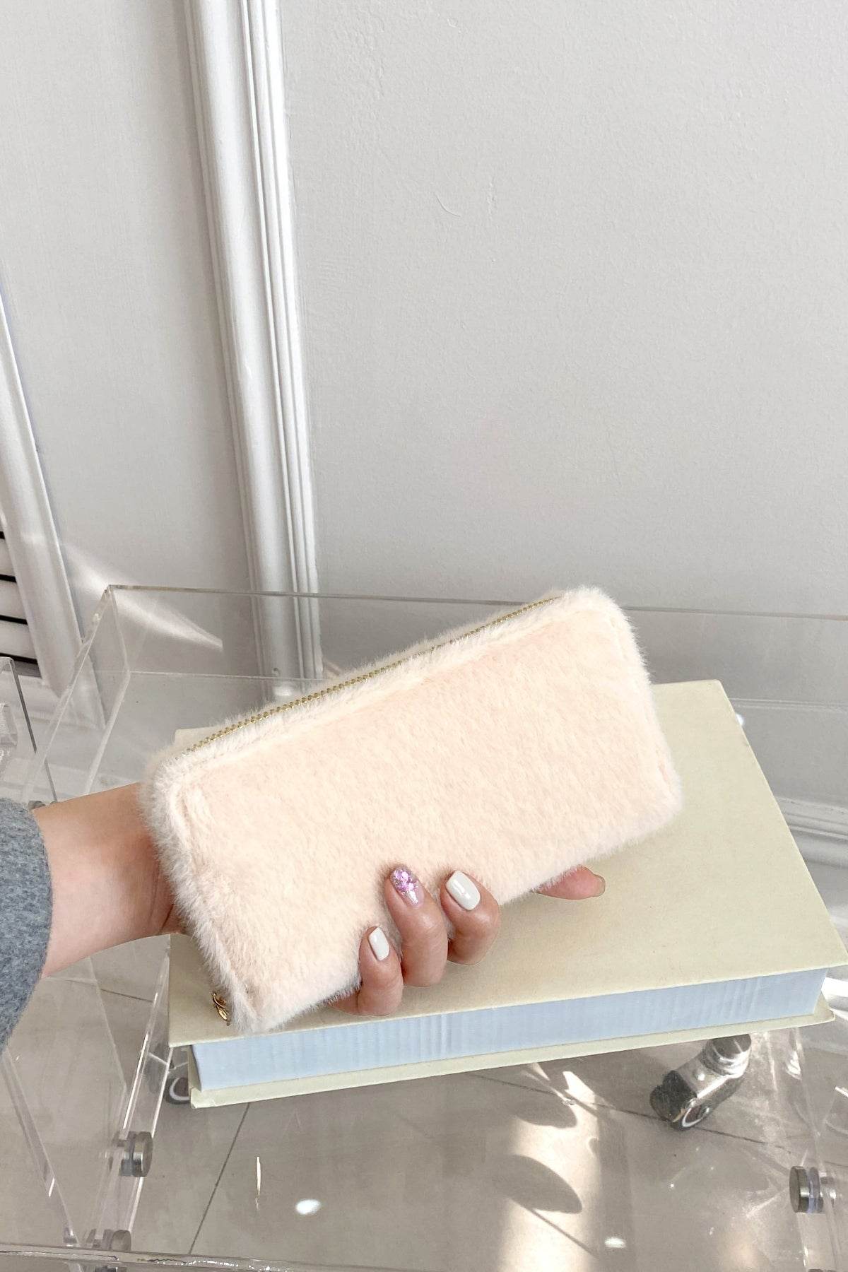 Solid Color Fluff Rectangle Wallet - Hovatok