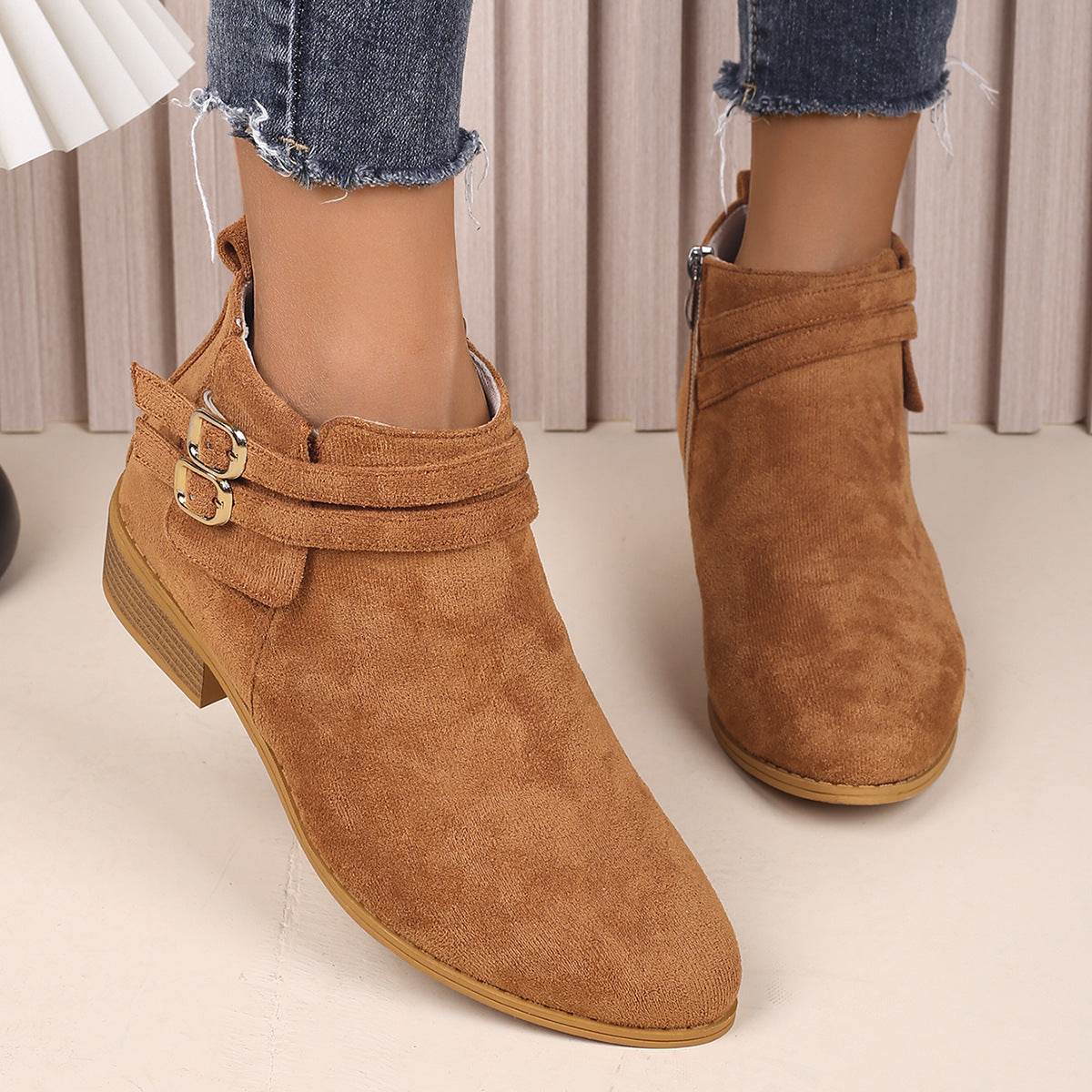 Point Toe Block Heel Boots - Hovatok