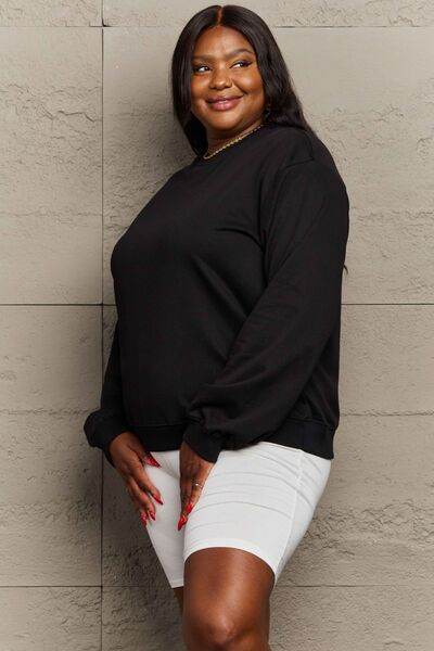 Full Size Round Neck Long Sleeve Sweatshirt - Hovatok