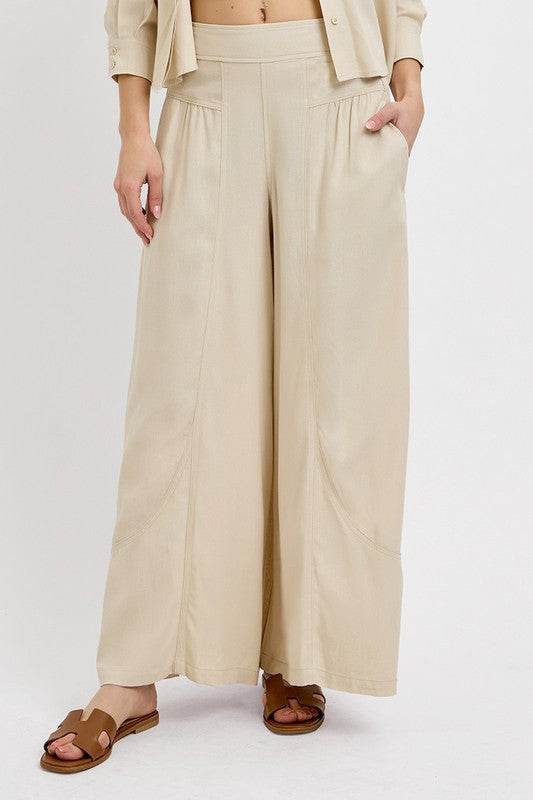 RISEN Shirring Detail Wide Leg Pants - Hovatok