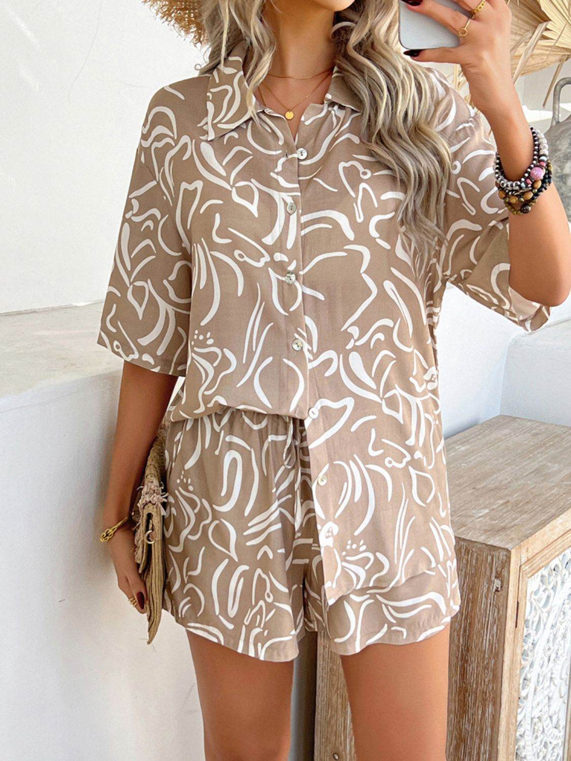 Devine Printed Collared Neck Half Sleeve Top and Shorts Set - Hovatok